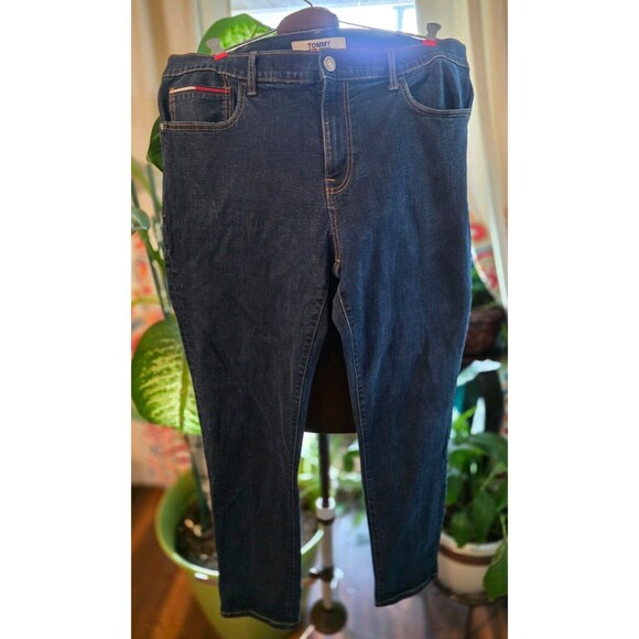 Tommy Hilfiger Other - Men's Dark Wash Tommy Jeans Size 38/32 Gently Used